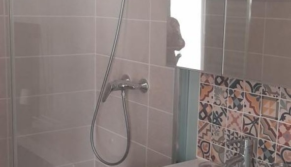 Logement tudiant Studio à Pau (64000)