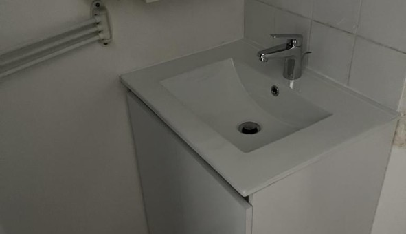 Logement tudiant Studio à Pau (64000)