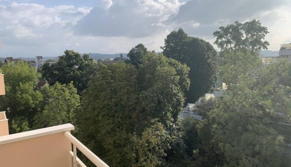 Logement tudiant Studio à Pau (64000)