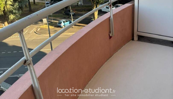 Logement tudiant Location Studio Meublé Pau (64000)