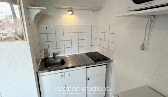 Logement tudiant Studio à Pau (64000)