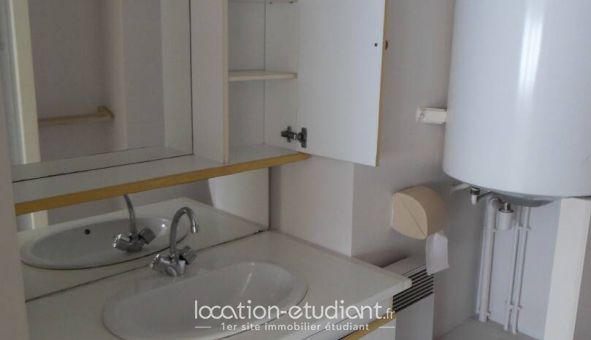 Logement tudiant Studio à Pau (64000)