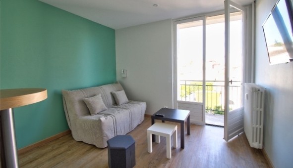 Logement tudiant Studio à Pau (64000)