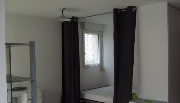 Logement tudiant Studio à Pau (64000)