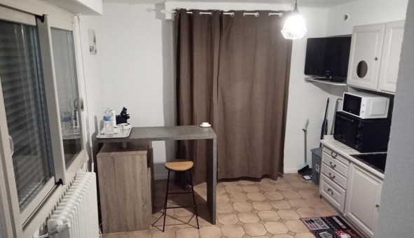 Logement tudiant Studio à Pau (64000)