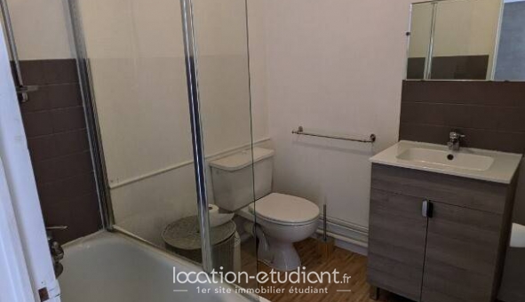 Logement étudiant Studio &agrave; Pau (64000)
