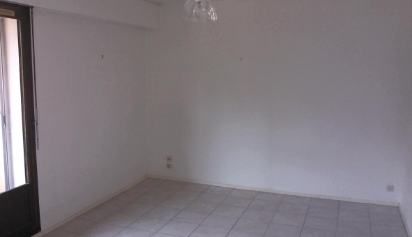 Logement �tudiant Studio &agrave; Pau (64000)