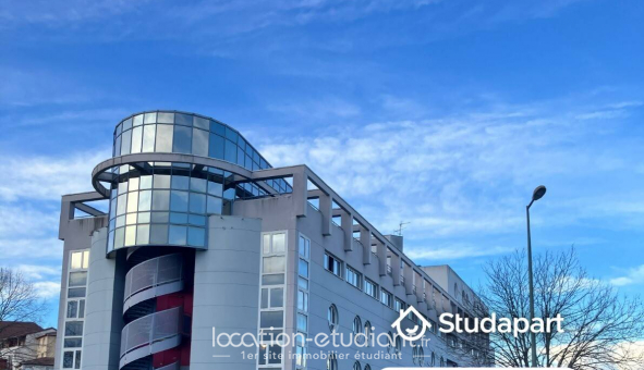 Logement �tudiant Studio &agrave; Pau (64000)