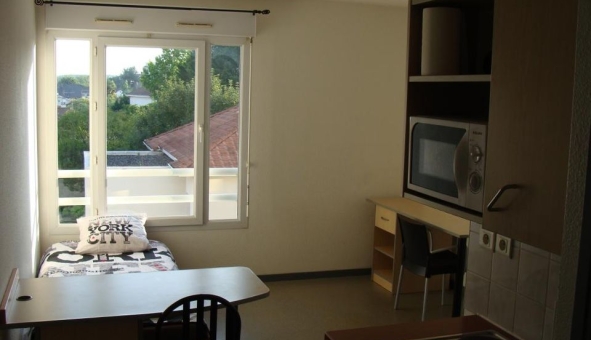 Logement �tudiant Location Studio Vide Pau (64000)