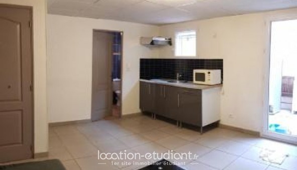 Logement tudiant Studio à Plissanne (13330)