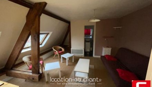 Logement tudiant Location Studio Vide Priers (50190)