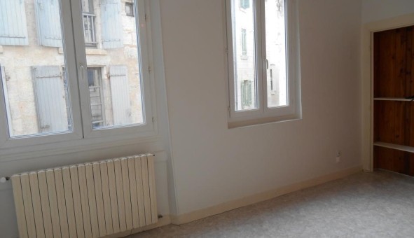 Logement tudiant Studio à Prigueux (24000)