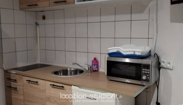 Logement tudiant Studio à Pertuis (84120)