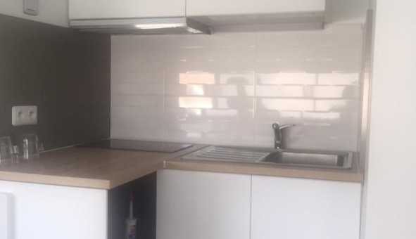 Logement tudiant Location Studio Vide Pessac (33600)