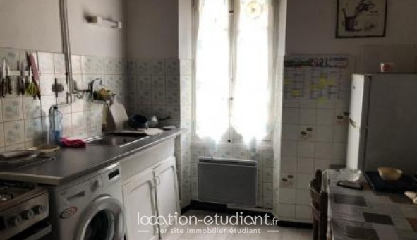 Logement tudiant Studio à Pierrefeu du Var (83390)