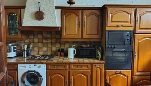 Logement �tudiant Studio &agrave; Pierrefitte sur Seine (93380)