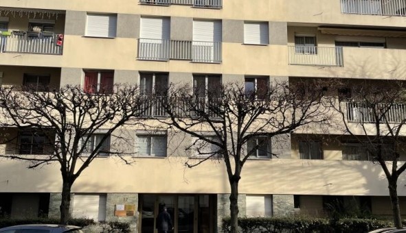 Logement tudiant Studio à Poissy (78300)