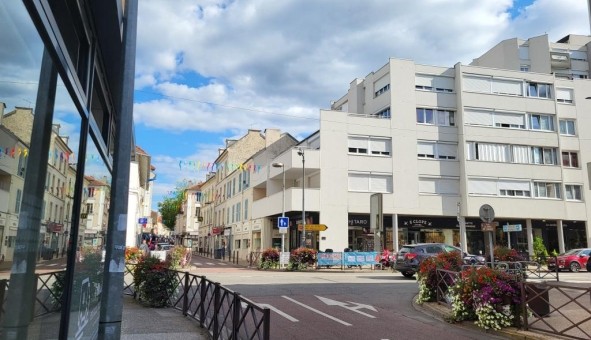 Logement tudiant Studio à Poissy (78300)