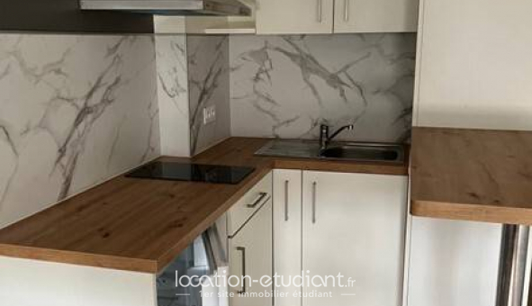 Logement tudiant Location Studio Vide Poitiers (86000)