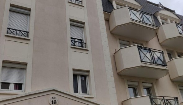 Logement tudiant Location Studio Vide Pontault Combault (77340)