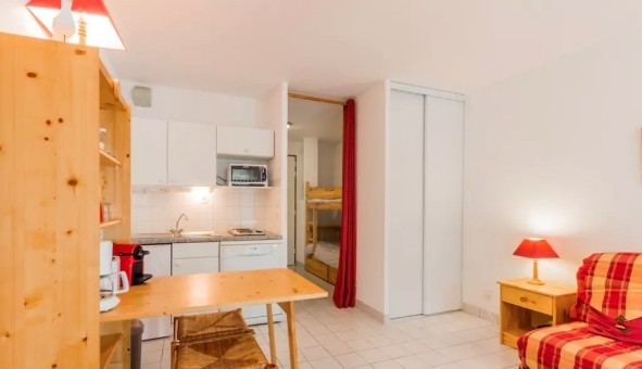 Logement tudiant Location Studio Vide Pornichet (44380)