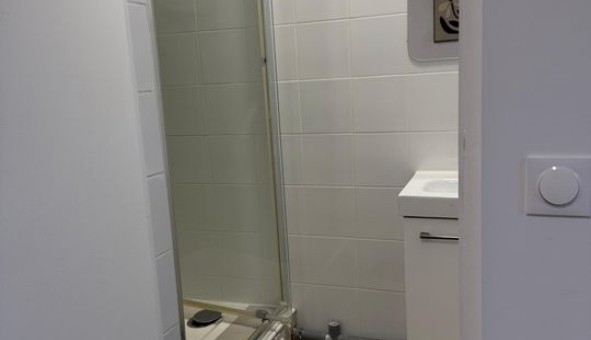 Logement �tudiant Studio &agrave; Puteaux (92800)