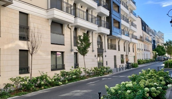 Logement �tudiant Location Studio Vide Puteaux (92800)