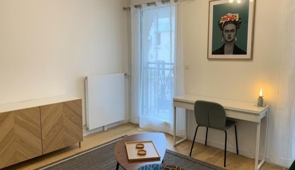 Logement �tudiant Studio &agrave; Puteaux (92800)