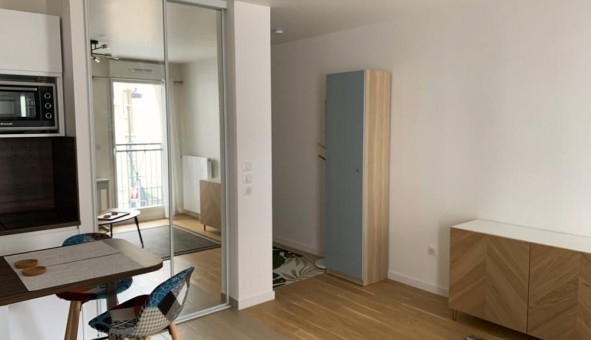Logement �tudiant Studio &agrave; Puteaux (92800)