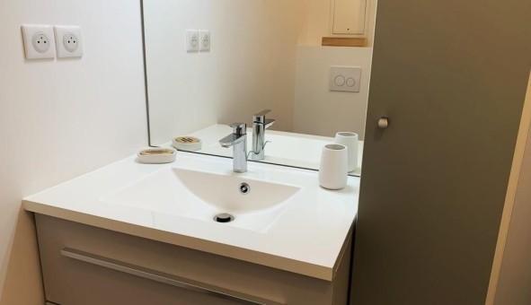 Logement �tudiant Studio &agrave; Puteaux (92800)