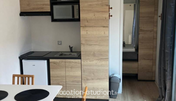 Logement étudiant Location Studio Meublé Quimper (29000)