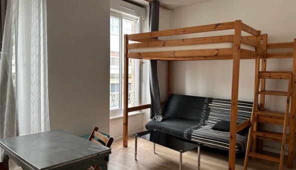 Logement �tudiant Studio &agrave; Quimper (29000)