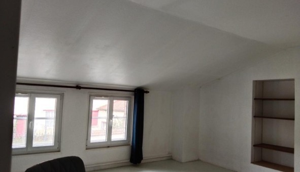 Logement tudiant Studio à Recy (51520)
