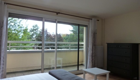 Logement étudiant Studio à Reims (51100)