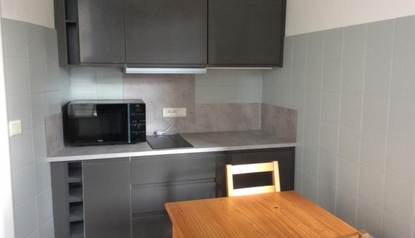Logement tudiant Location Studio Vide Reims (51100)