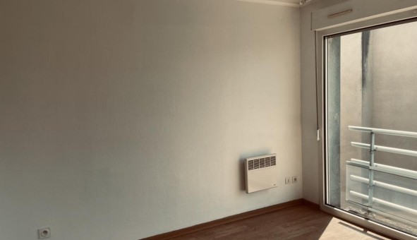 Logement tudiant Location Studio Vide Reims (51100)