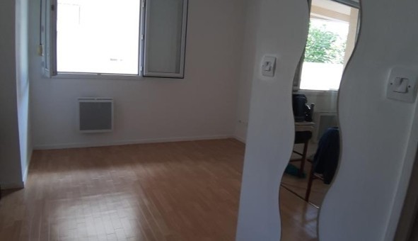 Logement tudiant Studio à Reims (51100)