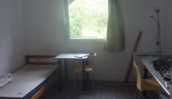 Logement tudiant Location Studio Vide Reims (51100)