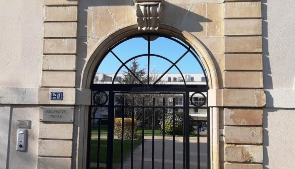 Logement tudiant Studio à Reims (51100)