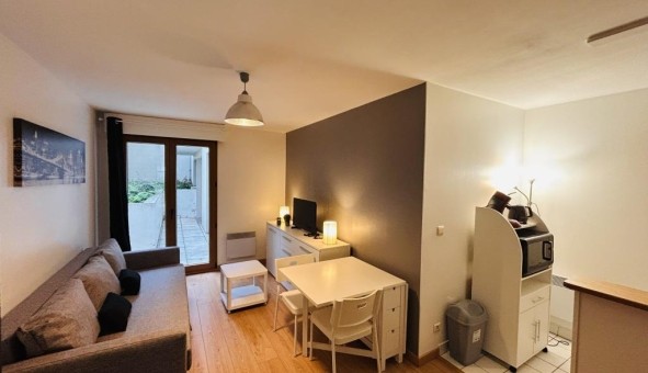 Logement tudiant Location Studio Vide Reims (51100)