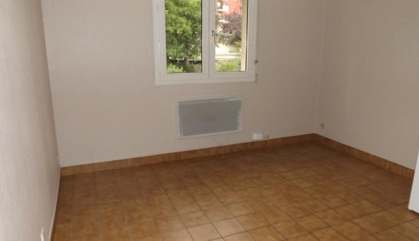 Logement tudiant Location Studio Vide Rennes (35000)