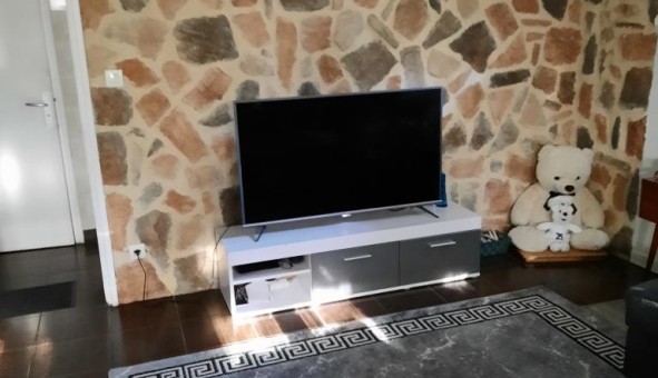 Logement tudiant Studio à Ris Orangis (91000)