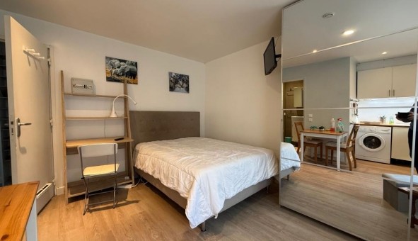 Logement tudiant Location Studio Vide Ris Orangis (91000)
