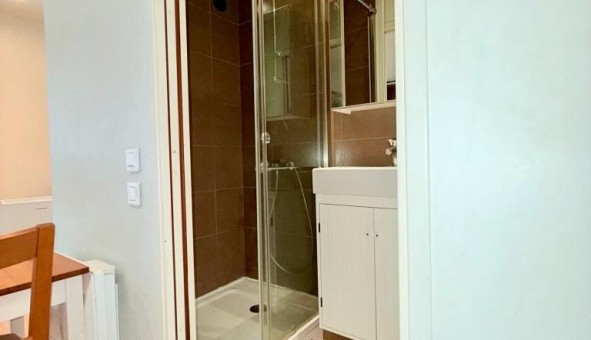 Logement tudiant Studio à Ris Orangis (91000)