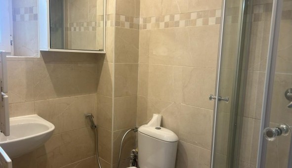 Logement �tudiant Studio &agrave; Ris Orangis (91000)