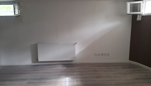 Logement �tudiant Studio &agrave; Ris Orangis (91000)