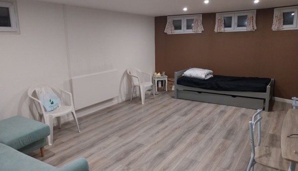 Logement �tudiant Studio &agrave; Ris Orangis (91000)