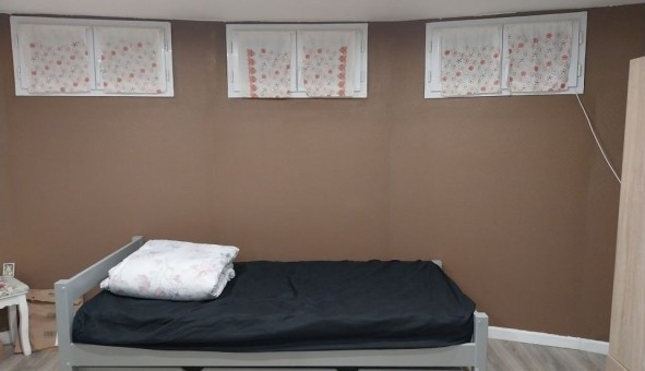 Logement �tudiant Studio &agrave; Ris Orangis (91000)