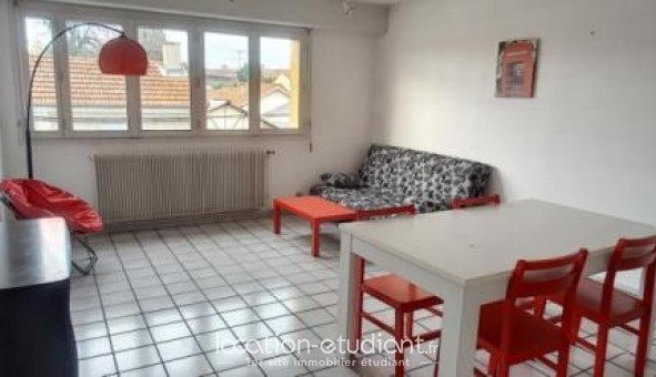 Logement tudiant Studio à Roanne (42300)