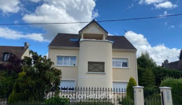 Logement tudiant Studio à Roissy en Brie (77680)